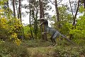 Parc de prehistoire morbihan france frankrijk french bretagne brittany dolmen menhir menhirs dino dinosaurus dinosaur dinosaure dinosauriers malansac themapark Utahraptor